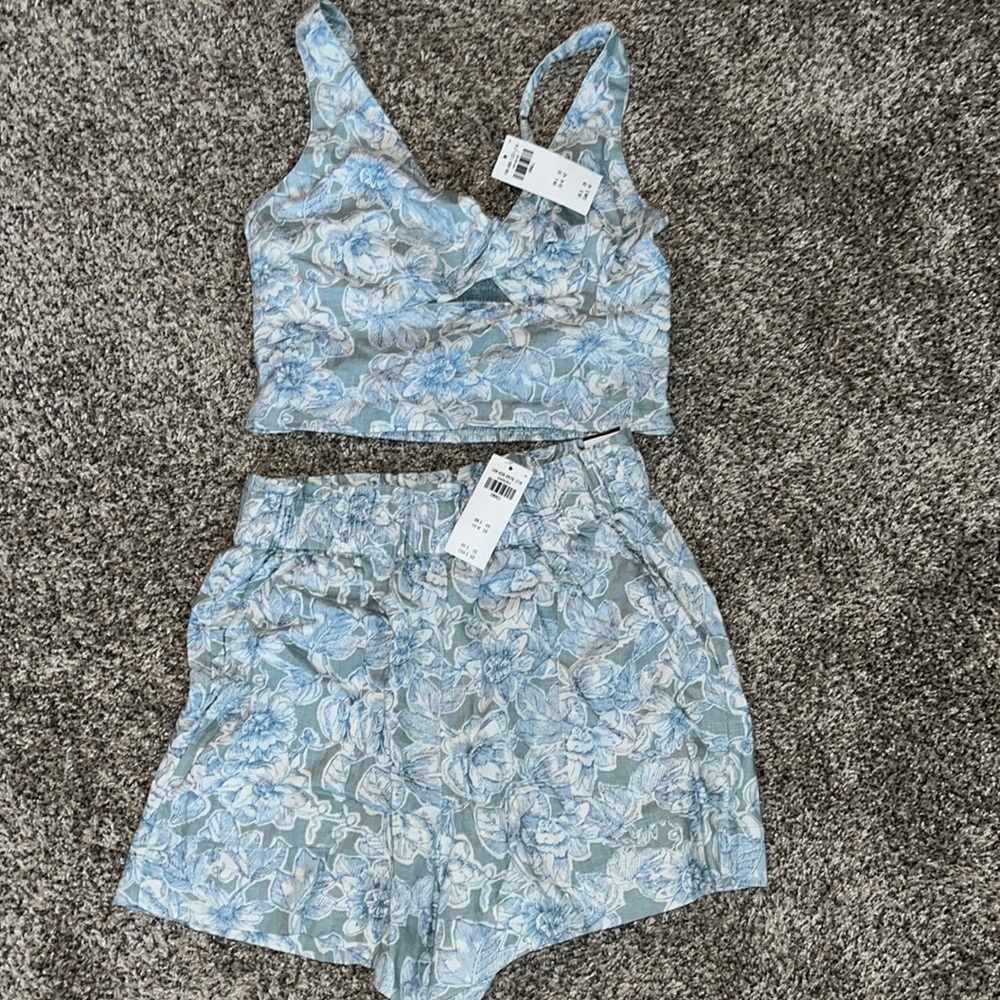 Abercrombie matching set